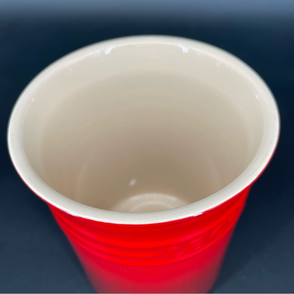 Le Creuset Stoneware Small Utensil Jar -Cerise 6” - Picture 6 of 9